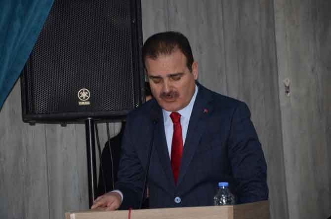 Hakkari'de 8 Mart programına büyük ilgi 15