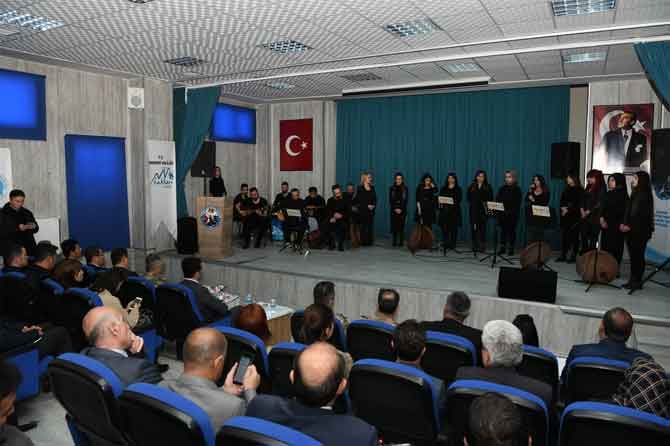 Hakkari'de 8 Mart programına büyük ilgi 27