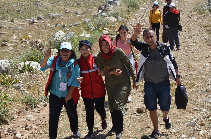 “Damla Projesi” Öğrencileri Hakkari'de 25