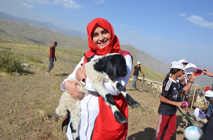 “Damla Projesi” Öğrencileri Hakkari'de 69
