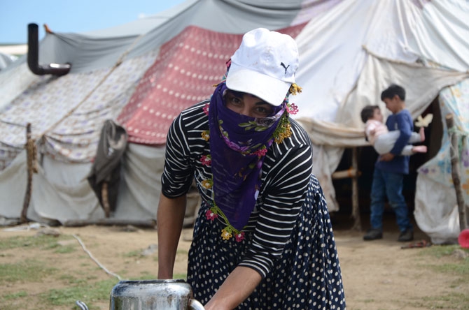 Siirtli koçerlerin Hakkari'deki zorlu yayla yaşamı 7