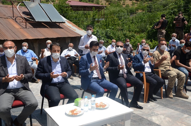 Avukat Mehmet Fatih Turan Camisi ibadete açıldı 16