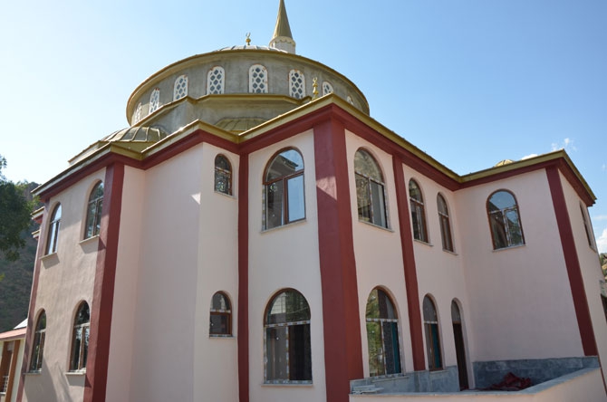 Avukat Mehmet Fatih Turan Camisi ibadete açıldı 19