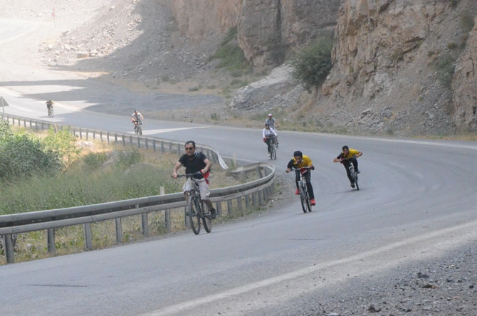 Hakkari Zap Vadisine bisiklet turu düzenlendi 10