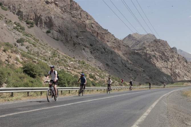 Hakkari Zap Vadisine bisiklet turu düzenlendi 12