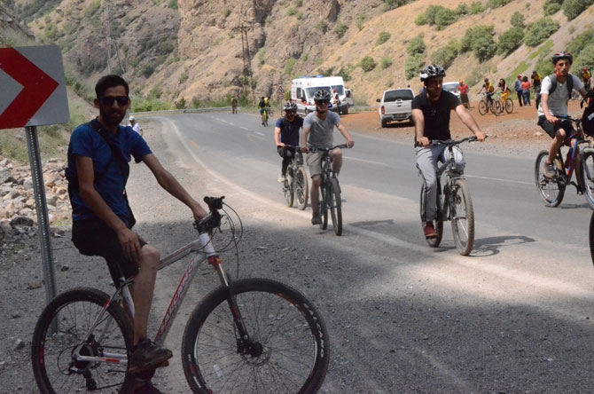 Hakkari Zap Vadisine bisiklet turu düzenlendi 17