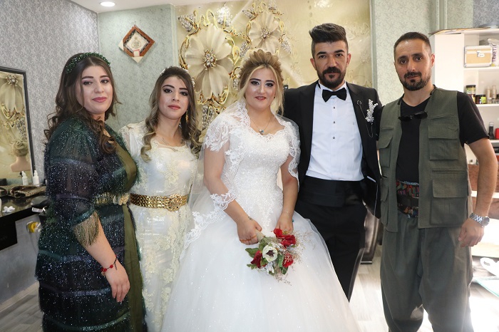 Ertuş ailesinin mutlu günü! 59