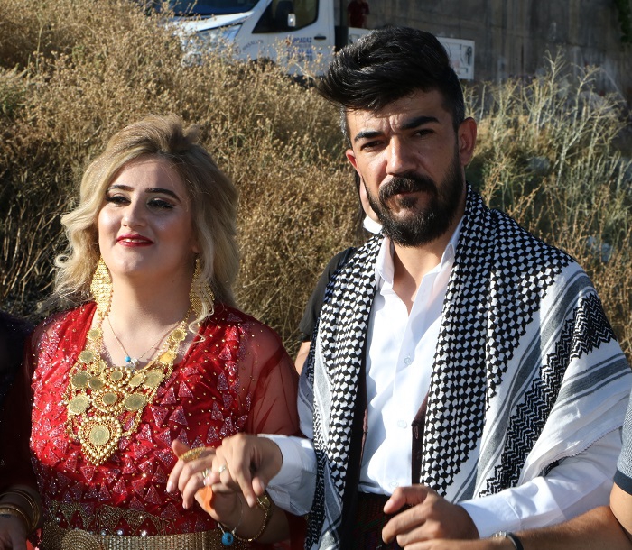 Ertuş ailesinin mutlu günü! 7