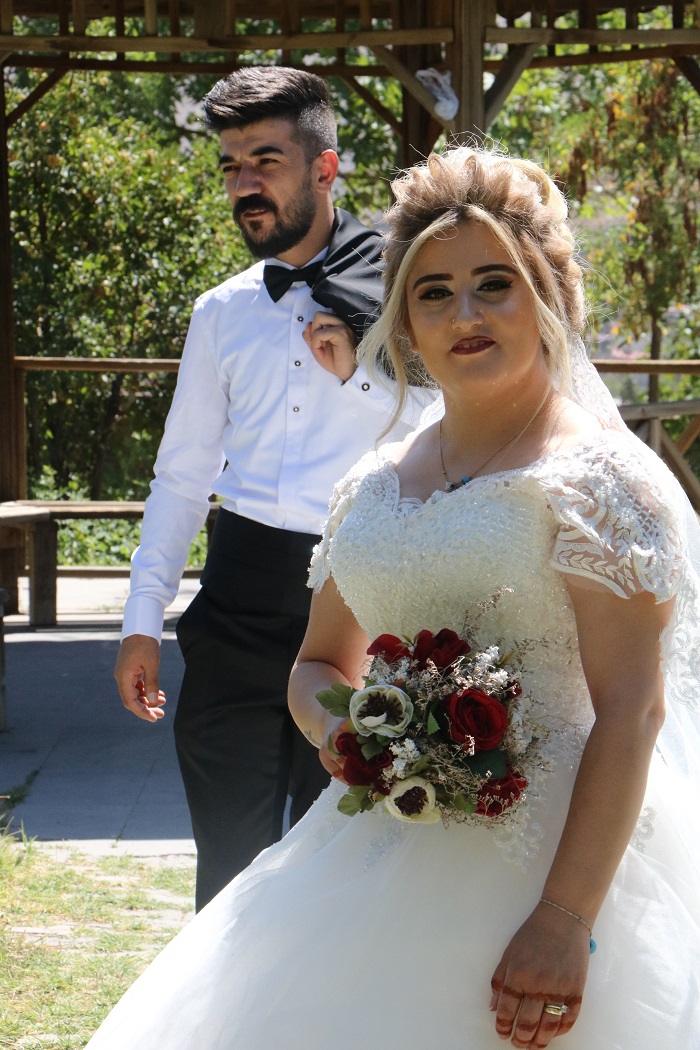 Ertuş ailesinin mutlu günü! 8