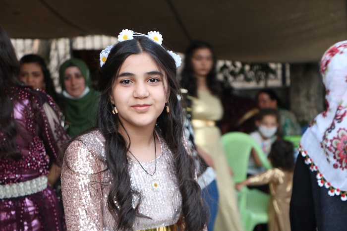 Ertuş ailesinin mutlu günü! 95