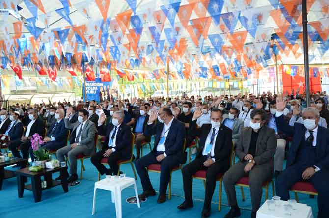 Ak Parti Merkez ilçe kongresi yapıldı 15