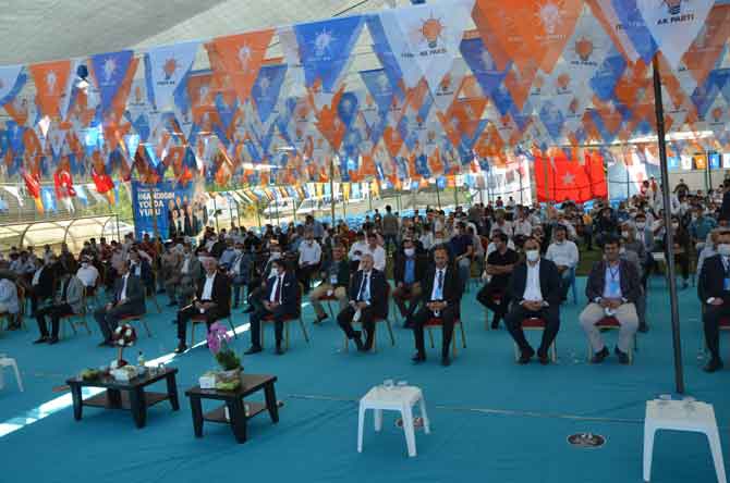 Ak Parti Merkez ilçe kongresi yapıldı 18