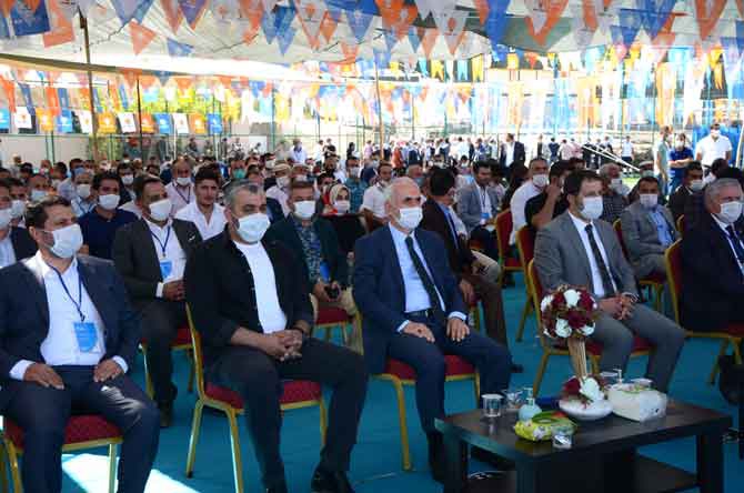 Ak Parti Merkez ilçe kongresi yapıldı 19