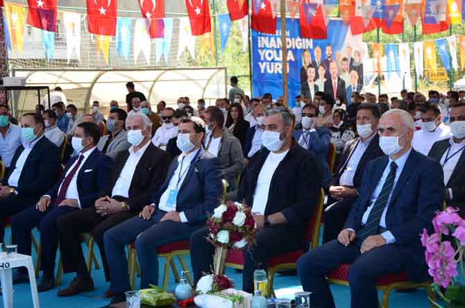 Ak Parti Merkez ilçe kongresi yapıldı 20