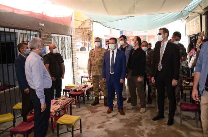 Vali Akbıyık’tan okul ziyareti ve maske denetimi! 15