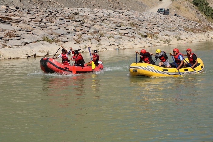 Zap Suyunda Rafting şampiyonasına hazırlanıyorlar 2
