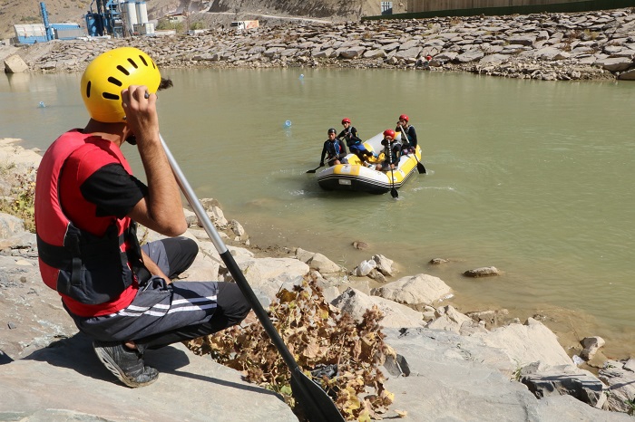 Zap Suyunda Rafting şampiyonasına hazırlanıyorlar 9