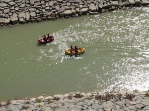 Zap Suyunda Rafting şampiyonasına hazırlanıyorlar