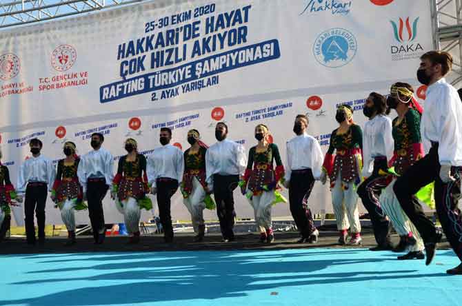 Hakkari'de Rafting şampiyonası başladı 17