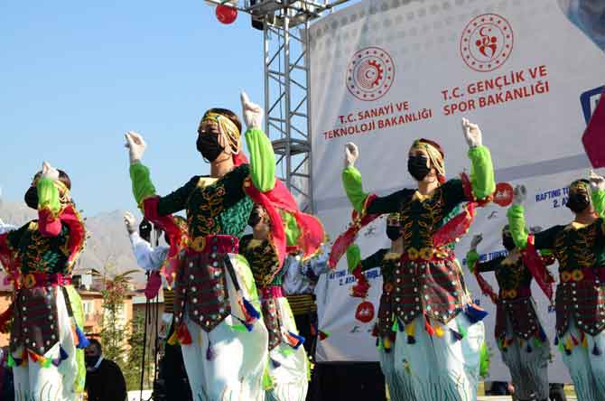 Hakkari'de Rafting şampiyonası başladı 18