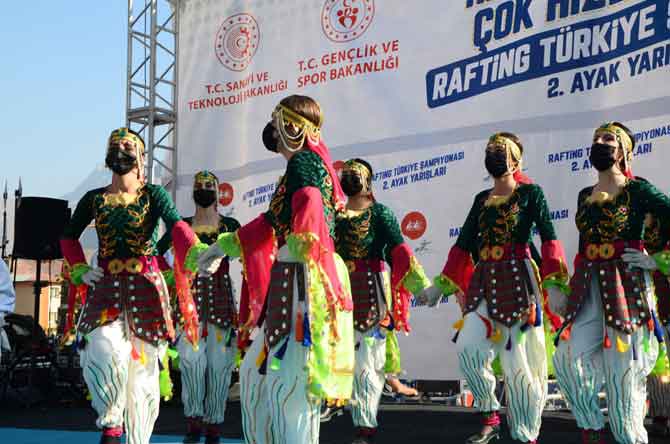 Hakkari'de Rafting şampiyonası başladı 20