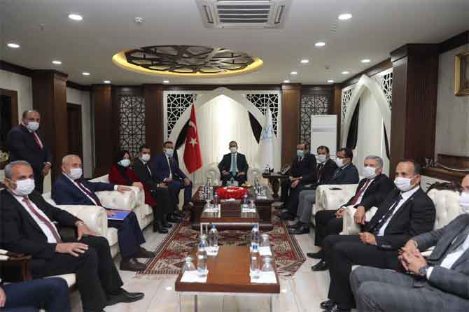 Hakkari'de Rafting şampiyonası başladı 38