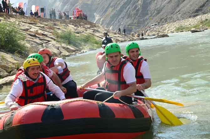 Hakkari'de rafting heyecanı devam ediyor 2