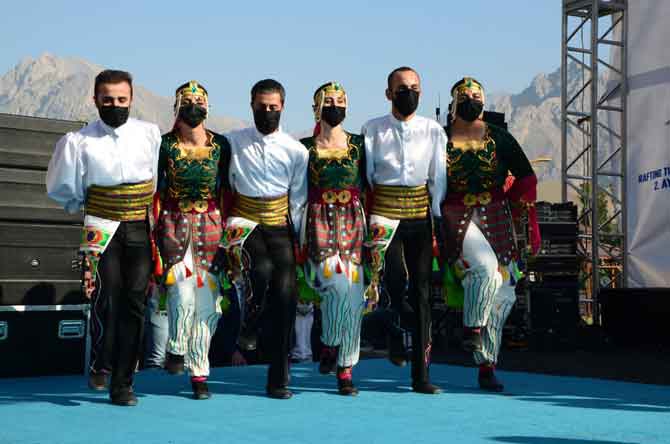 Hakkari'de rafting heyecanı devam ediyor 30