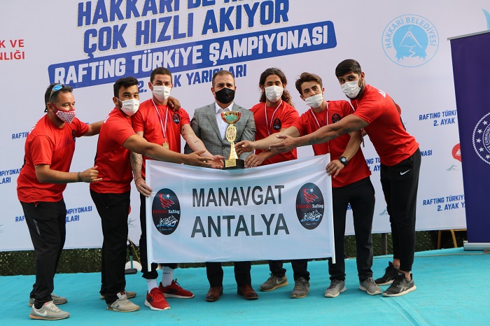 Türkiye Rafting Şampiyonasında sporcular ödüllerini aldı 20