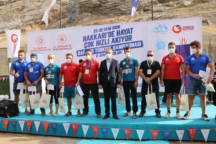 Türkiye Rafting Şampiyonasında sporcular ödüllerini aldı 33