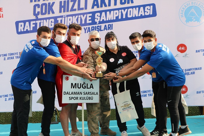 Türkiye Rafting Şampiyonasında sporcular ödüllerini aldı 41