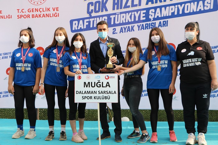 Türkiye Rafting Şampiyonasında sporcular ödüllerini aldı 42