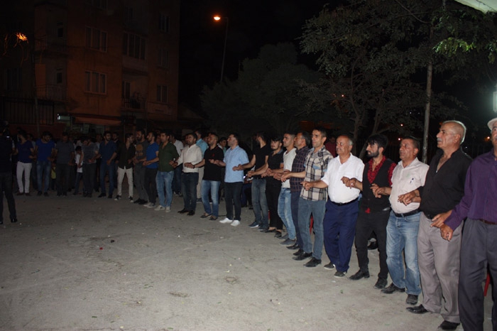 Atlı ve Kaya ailesinin mutlu günü 2