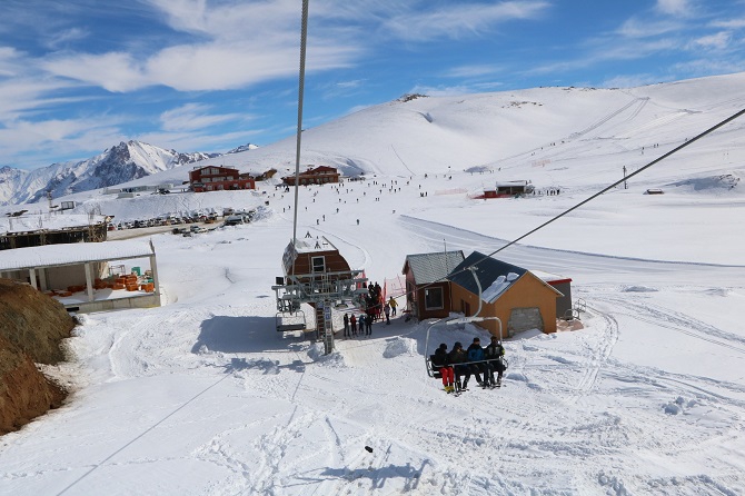 Hakkari kayak merkezine yoğun ilgi 12