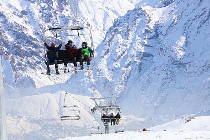 Hakkari kayak merkezine yoğun ilgi 13