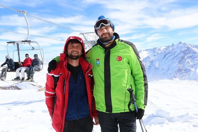Hakkari kayak merkezine yoğun ilgi 18