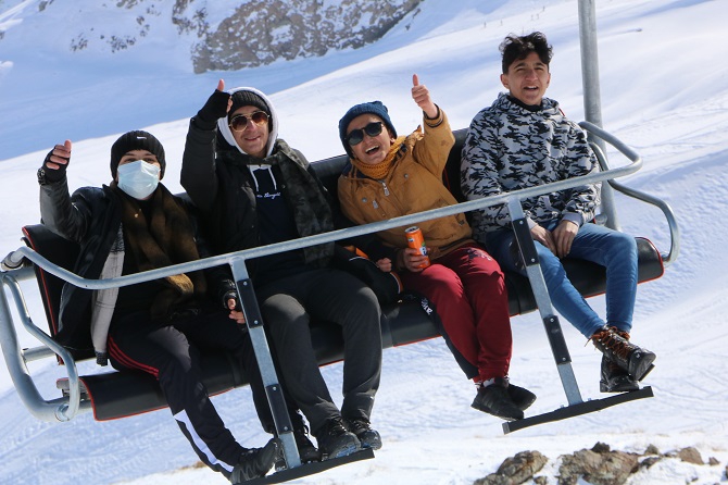 Hakkari kayak merkezine yoğun ilgi 30