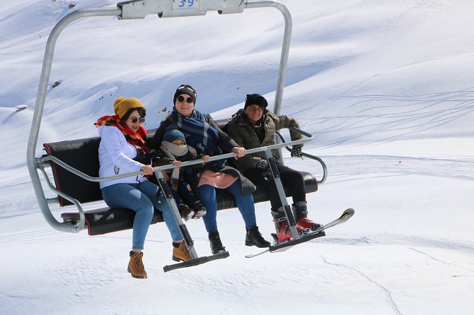 Hakkari kayak merkezine yoğun ilgi 7