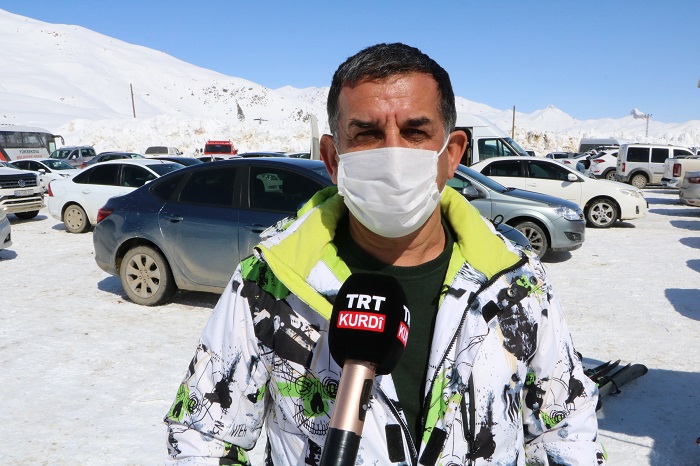 Hakkarililer hafta sonu kayak merkezine akın etti 25