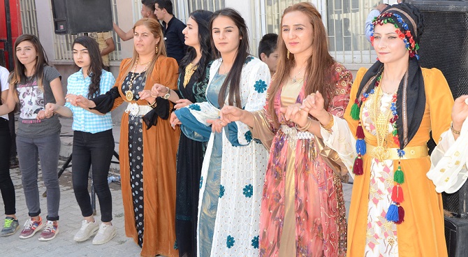 Er Ailesinin mutlu günü 22