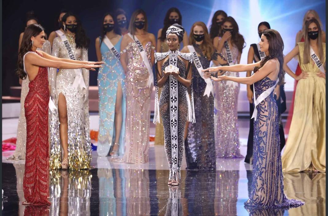 Kainat Güzellik Yarışması'nda tacın sahibi Meksika güzeli 22