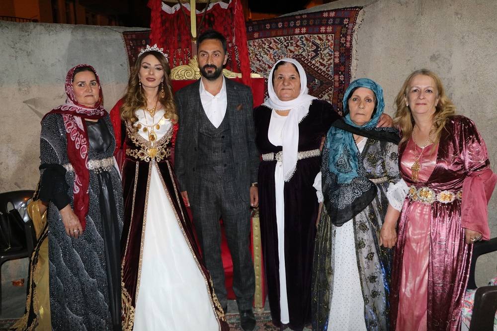 Özbek Ailesinin mutlu günü 22