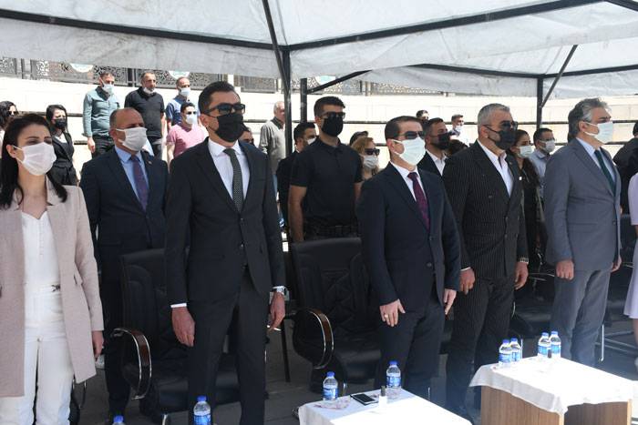 Hakkari Halk Eğitim Merkezinden yıl sonu sergisi 15