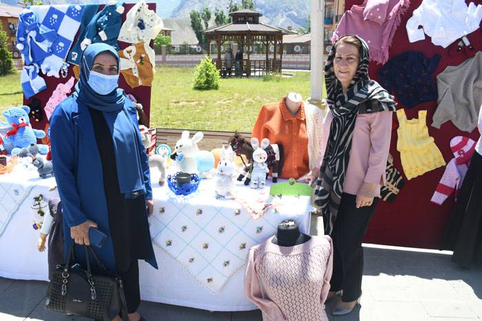 Hakkari Halk Eğitim Merkezinden yıl sonu sergisi 29