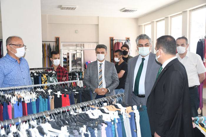 Hakkari Halk Eğitim Merkezinden yıl sonu sergisi 9