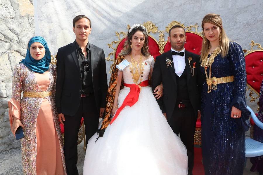 Demir Ailesinin Mutlu Günü 16