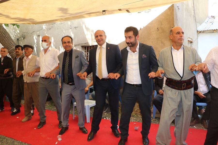 Demir Ailesinin Mutlu Günü 18