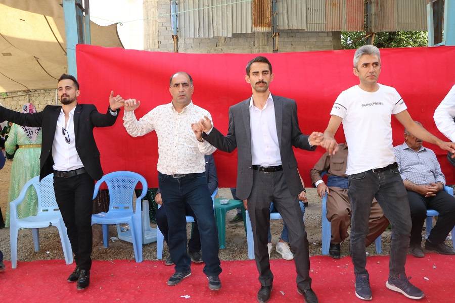 Demir Ailesinin Mutlu Günü 9