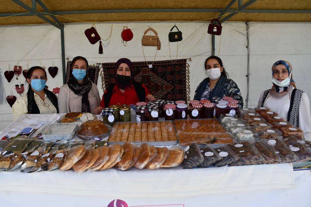 Hakkari'de 'Kültür' fuarı açıldı 3
