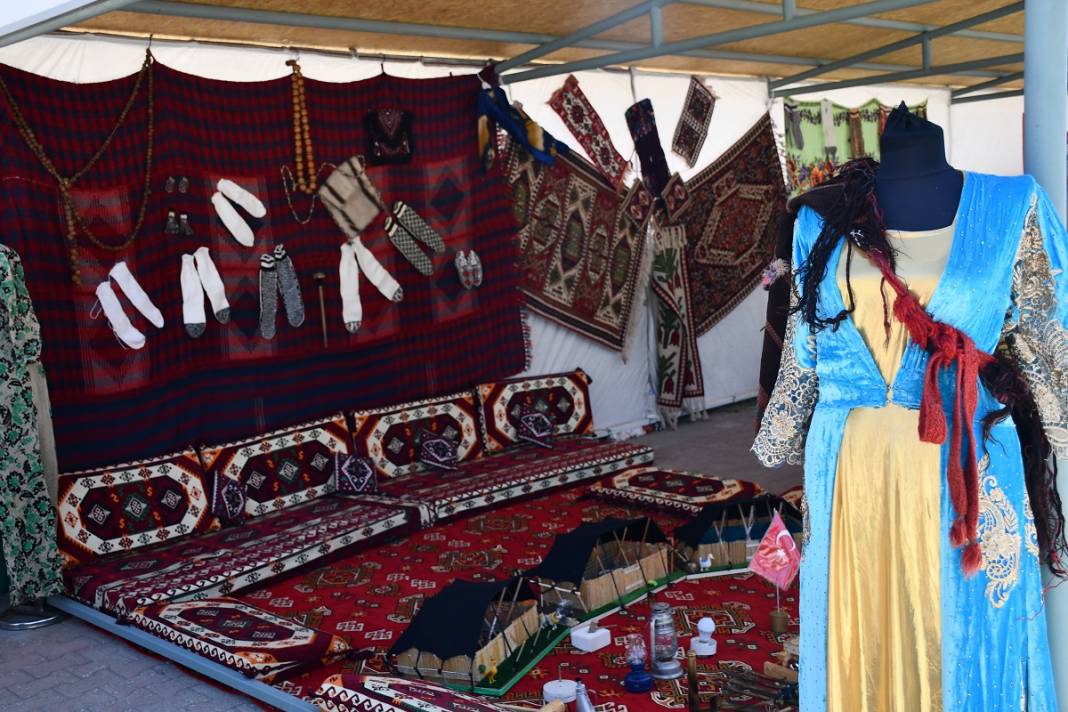 Hakkari'de 'Kültür' fuarı açıldı 4